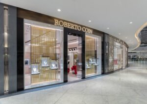 View of Roberto Coin Dubai Mall gold shop in Dubai
