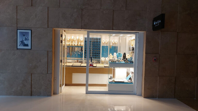 View of KHARSA Jewellery مجوهرات خرسة gold shop in Dubai