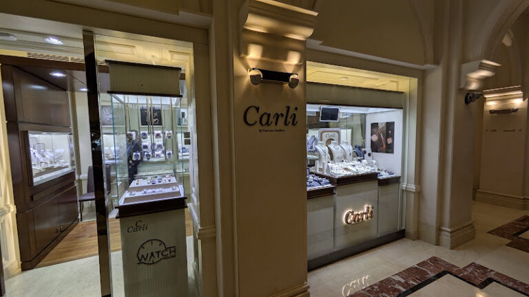 View of Carli by Platinum Jewellery gold shop in Dubai